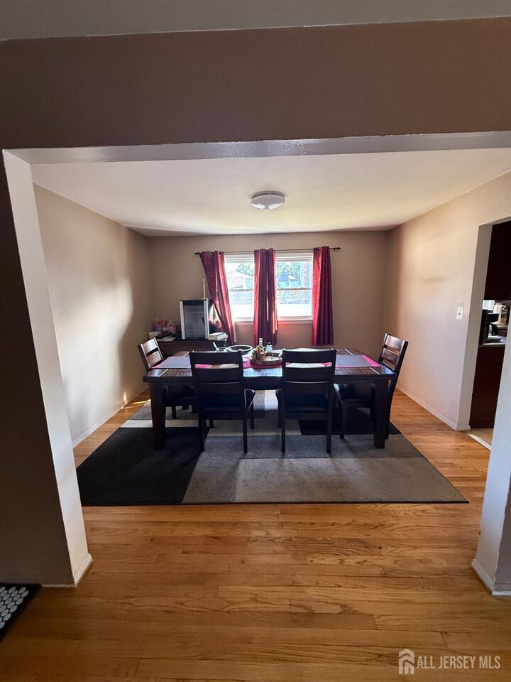 Property Photo:  106 Devon Lane  NJ 07080 