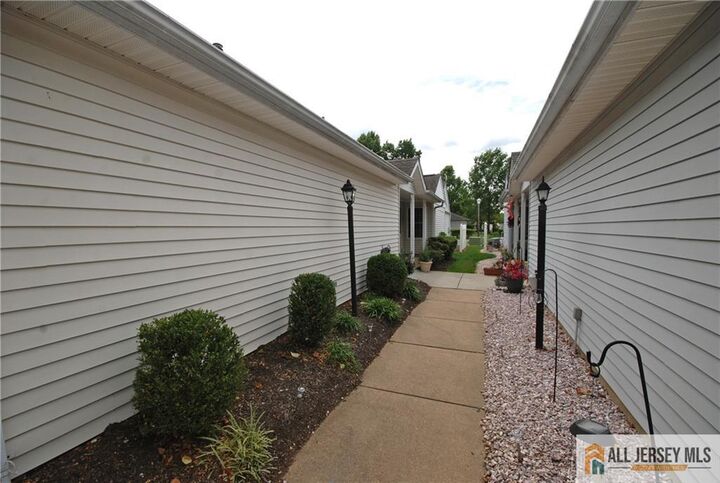 Property Photo:  284 Mockingbird Drive 284  NJ 08831 