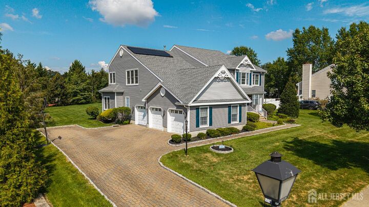 16 Bodine Drive  Cranbury NJ 08512 photo
