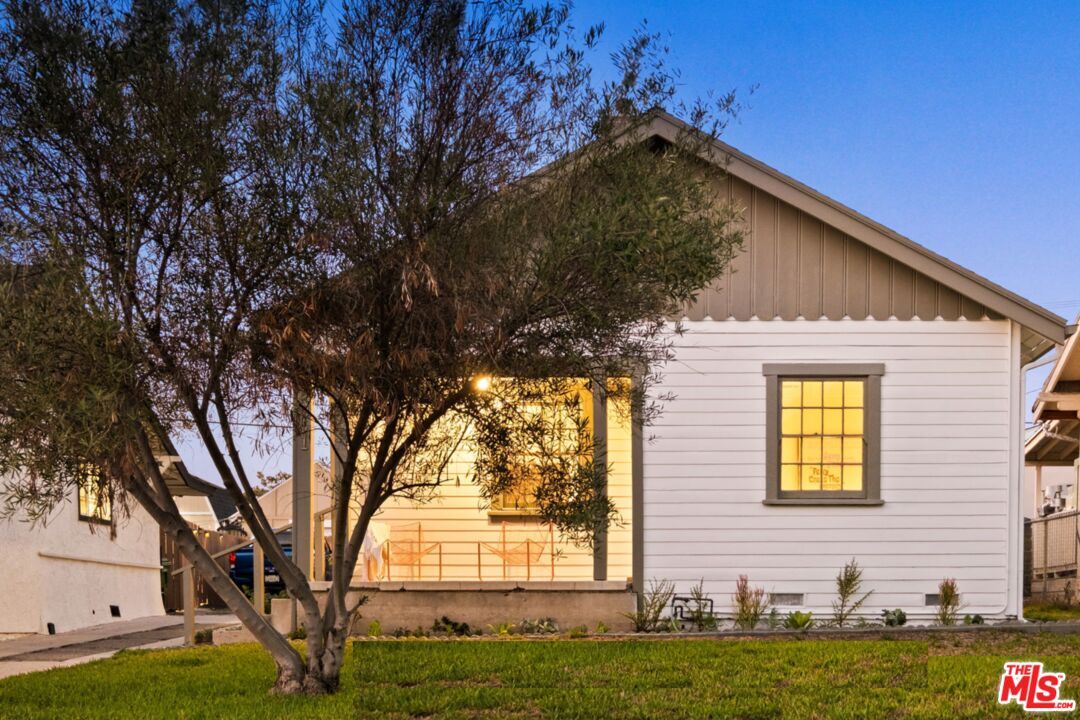 Property Photo:  5051 Buchanan St  CA 90042 