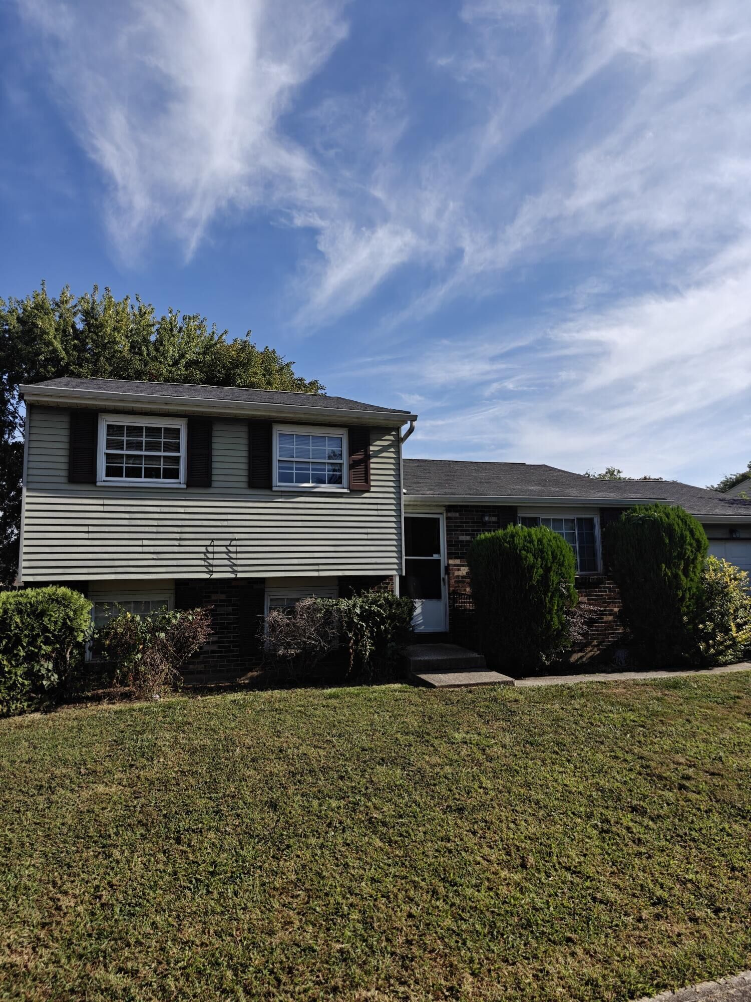 Property Photo:  6584 Benjamin Drive  OH 43068 