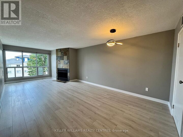 Photo de la propriété: 126 Bell Farm Road 414 ON L4M 6J3