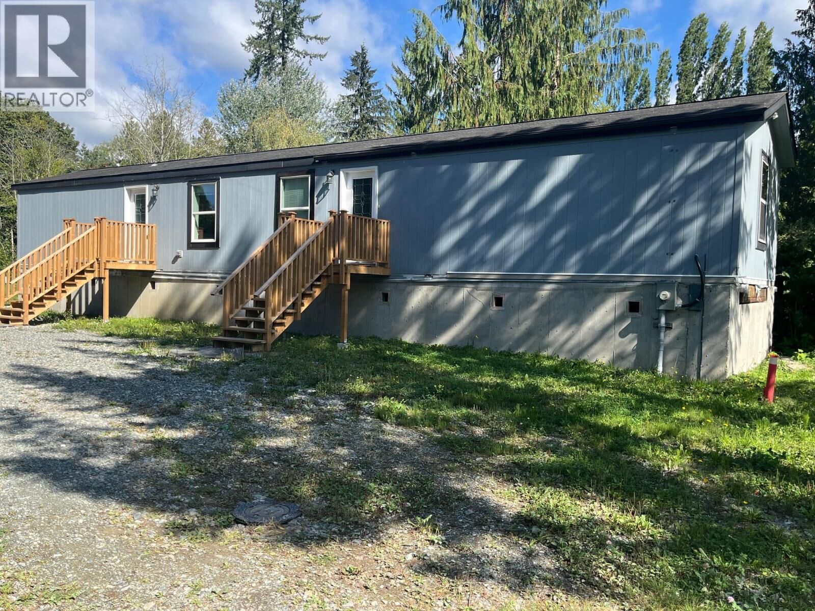 Property Photo:  25511 Dewdney Trunk Road  BC V4R 1X8 