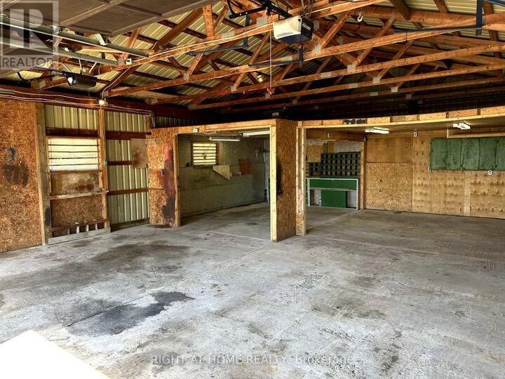 Property Photo:  4497 Solina Road Garage  ON L0B 1J0 