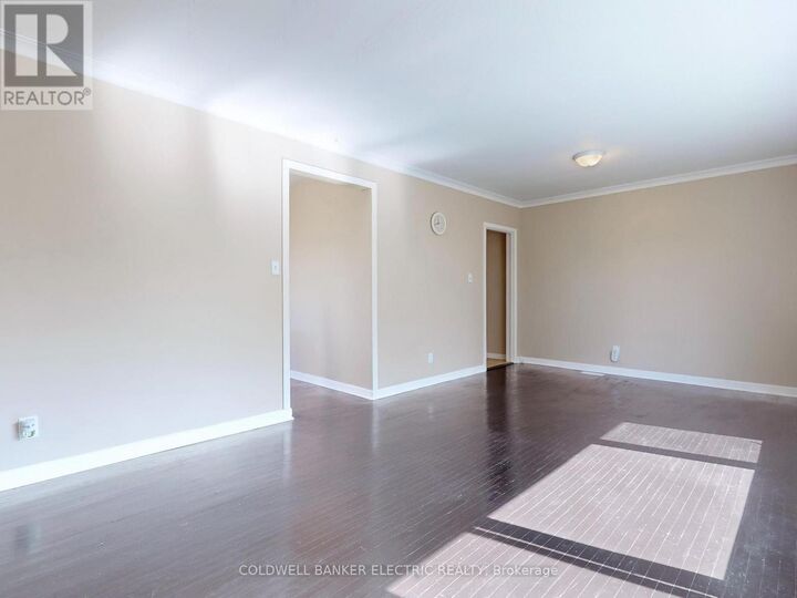 Property Photo:  10 Cunard Street  ON M1J 2N1 