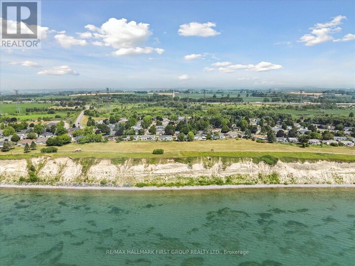 Property Photo: 27 Wilmot Trail ON L1B 1A1