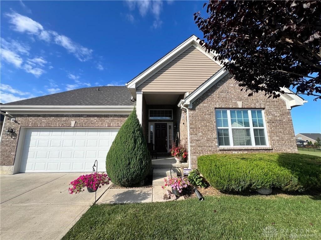Property Photo:  1678 Sunset Canyon Court  OH 45324 