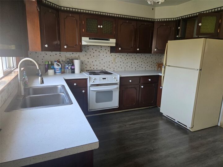 Property Photo:  4422 Emmett Drive  PA 16510 