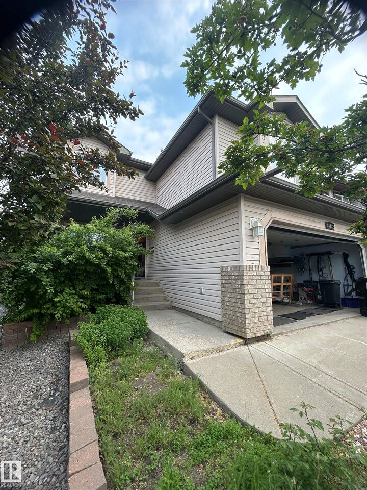 Property Photo:  20432 50 Avenue NW  AB T6M 2Z8 