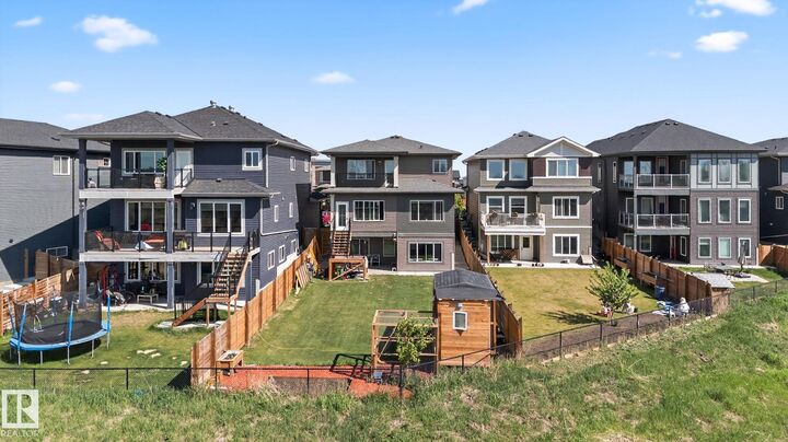 Property Photo:  4119 7 Avenue SW  AB T6X 2J2 