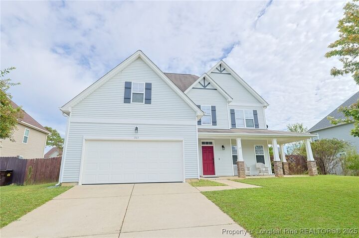 Property Photo:  