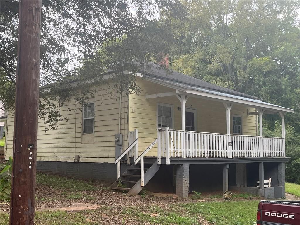 Property Photo:  13 Magnolia Street  GA 30014 