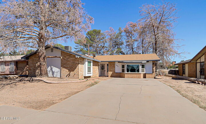 1640 James Chisum Drive Drive  El Paso TX 79936 photo