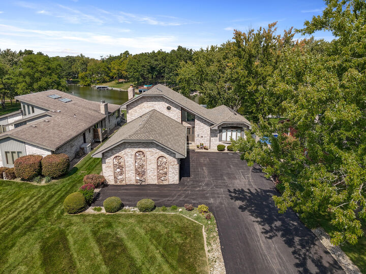 Property Photo:  1695 Sunnyslope Drive  IN 46307 