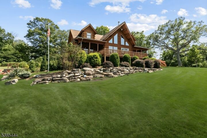 Property Photo:  4 Garrett Dr  NJ 07860 