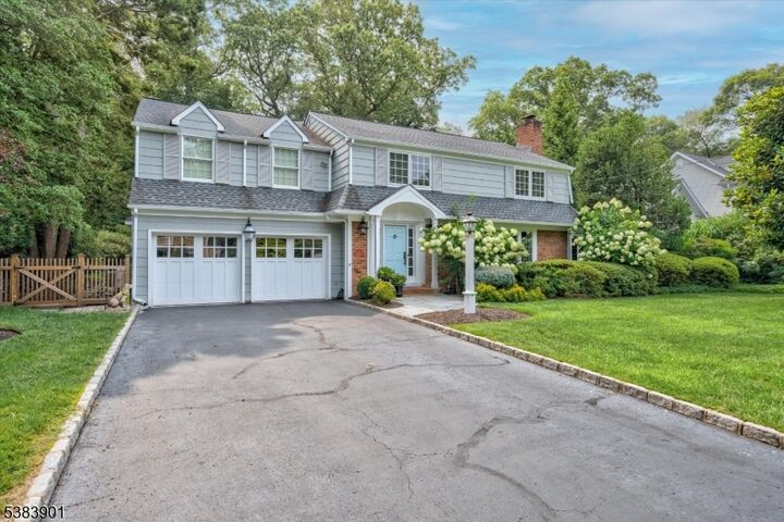 Property Photo:  11 Dellwood Ave  NJ 07928 