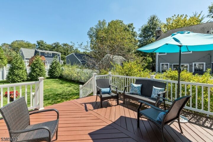 Property Photo:  24 Primrose Dr  NJ 07974 