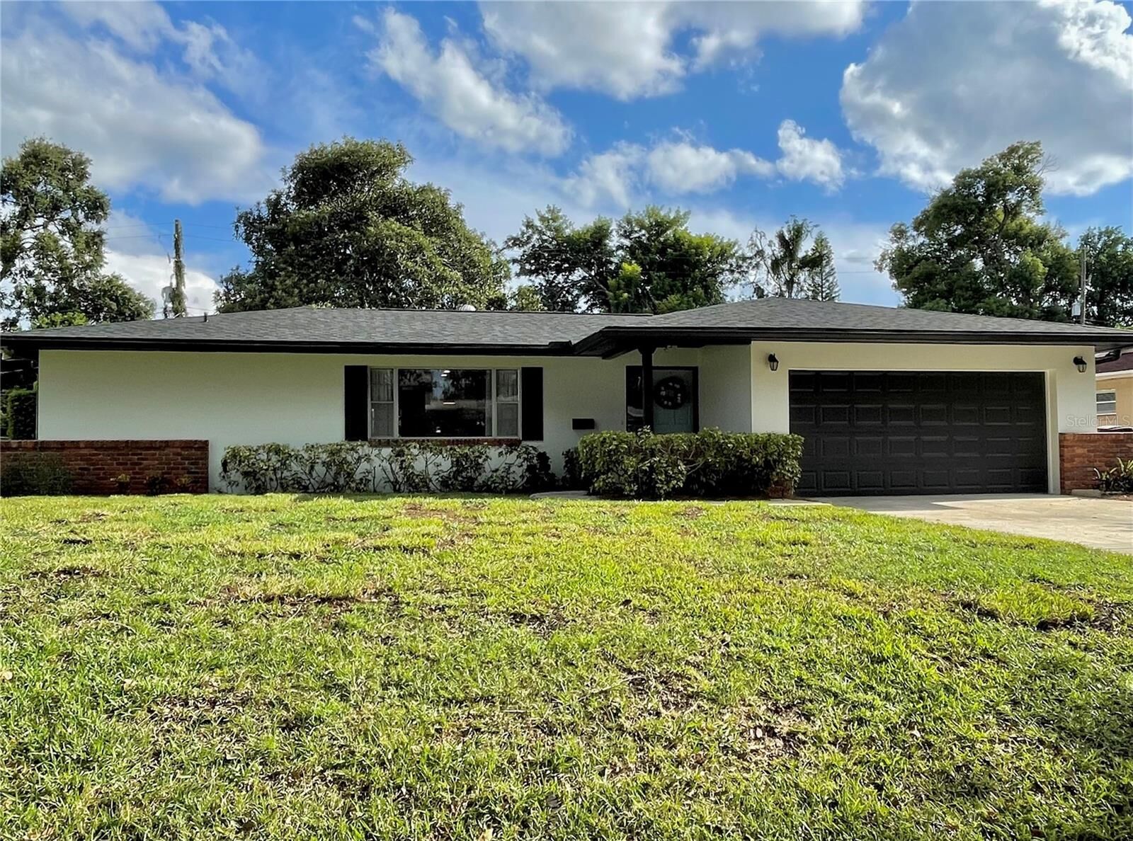 Property Photo:  2900 Lake Arnold Place  FL 32806 