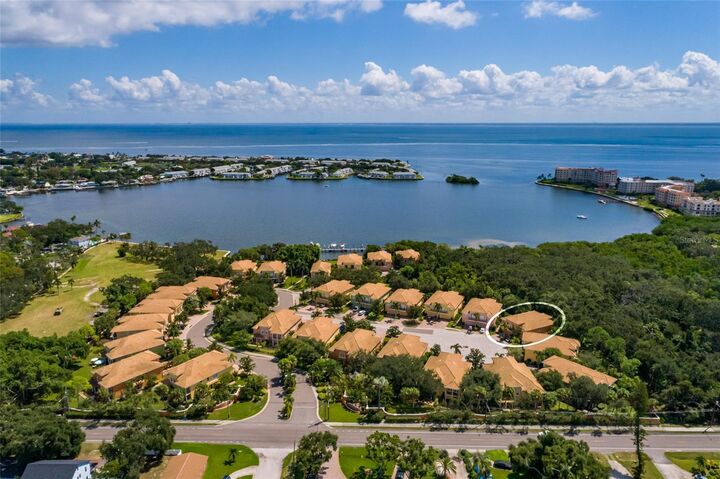 Property Photo:  190 Banyan Bay Drive  FL 33705 