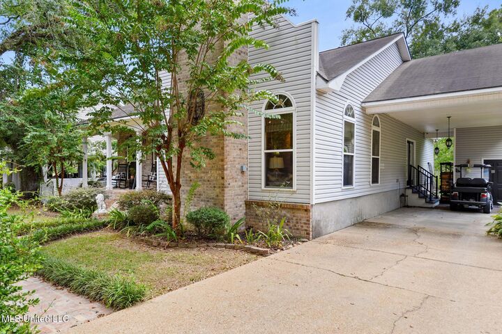 Property Photo:  1912 Parsley Avenue  MS 39567 