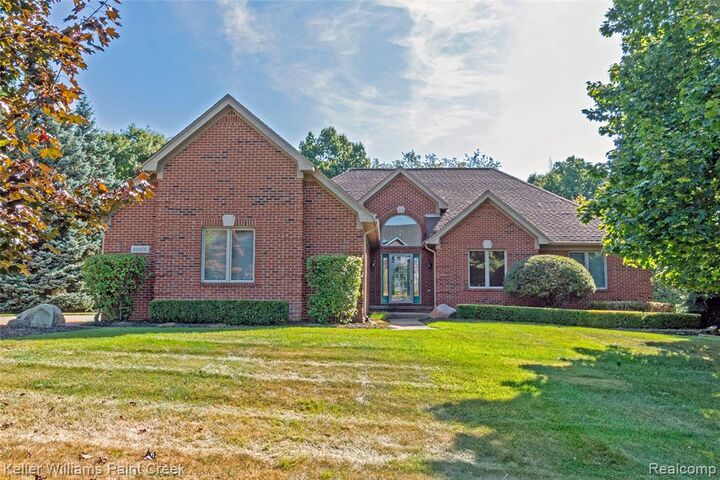 68400 Copperwood Drive  Washington MI 48095 2922 photo