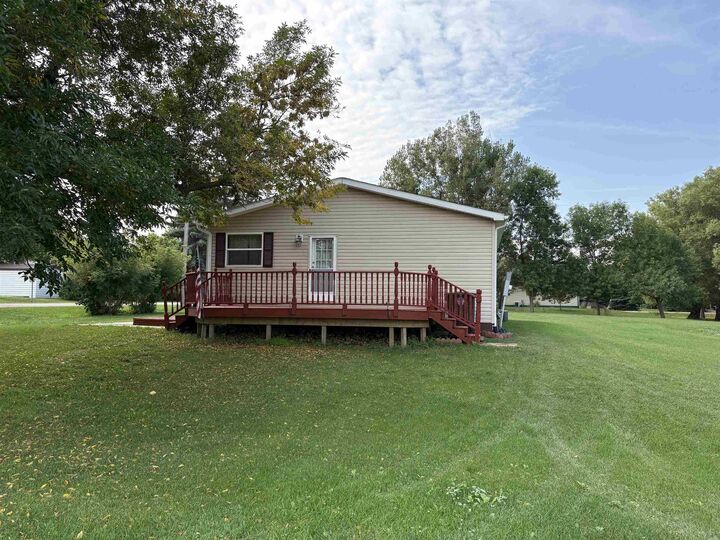 Property Photo:  115 4th Ave NE  ND 58718 