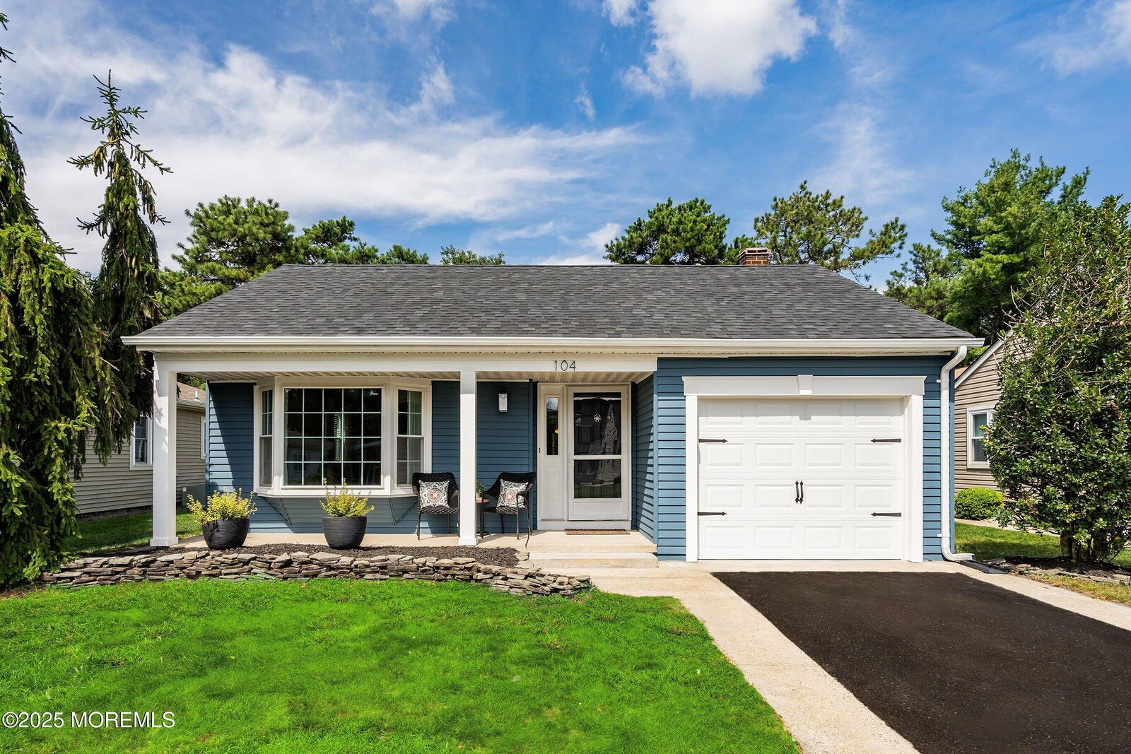 Property Photo:  104 Paradise Boulevard  NJ 08757 