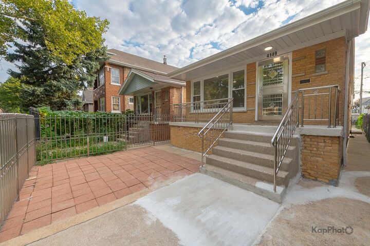 Property Photo: 4149 S Rockwell Street IL 60632