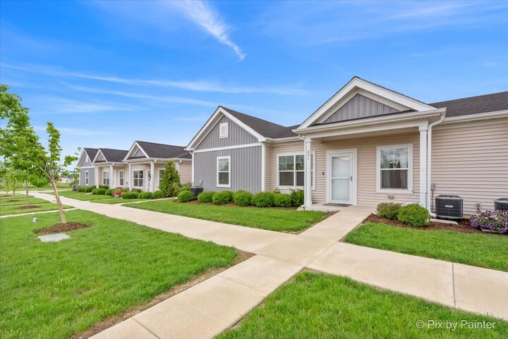 231 S Walnut Street  Cortland IL 60112 photo