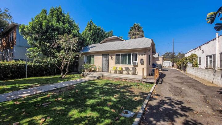 Property Photo:  5657 Fountain Avenue  CA 90028 