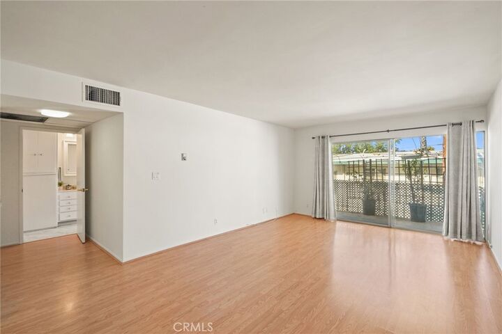 Property Photo: 10240 Camarillo Street 204 CA 91602