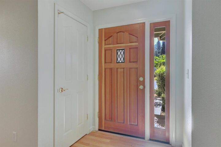 Property Photo: 271 Vistamont Drive CA 95945