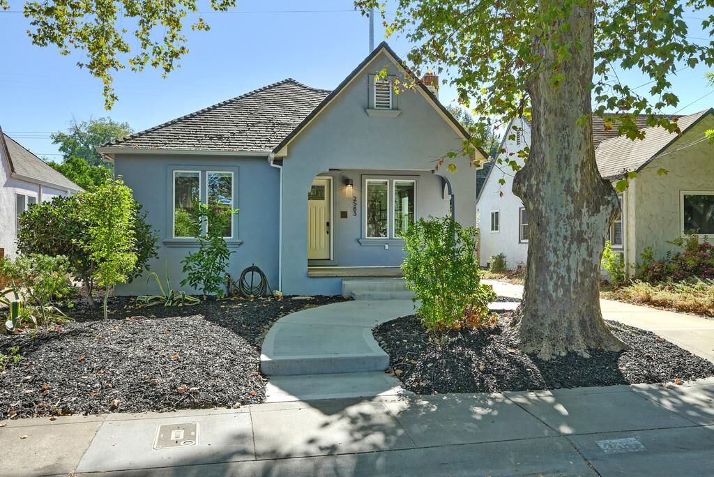 Property Photo: 2583 Freeport Boulevard CA 95818
