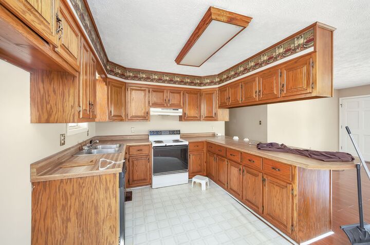 Property Photo:  62 Beth Pl  TN 38305 