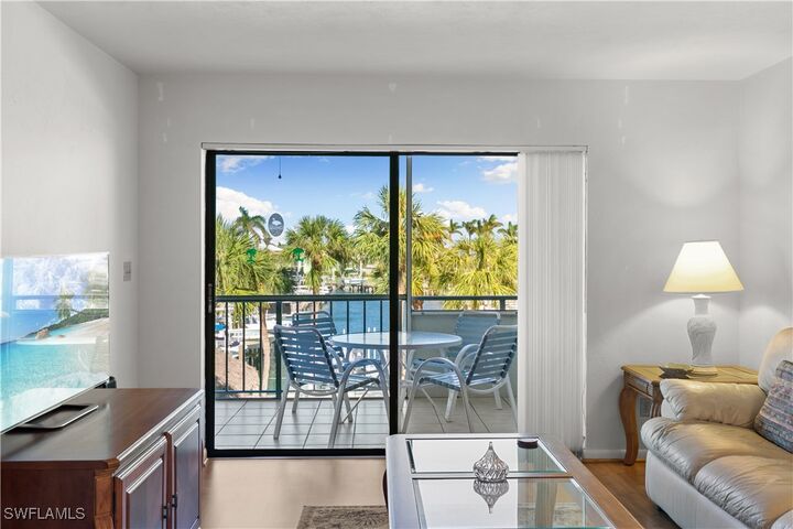 Property Photo:  1041 Swallow Avenue 303  FL 34145 
