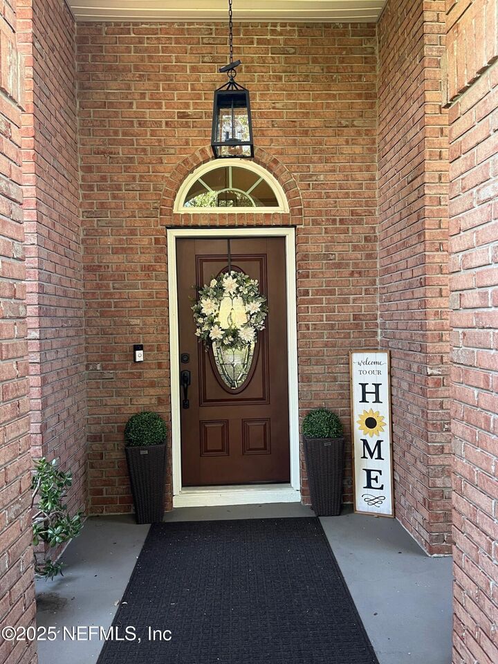 Property Photo:  1900 Fox Glove Lane  FL 32003 