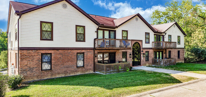 Property Photo: 804 Buckingham Court KY 41076