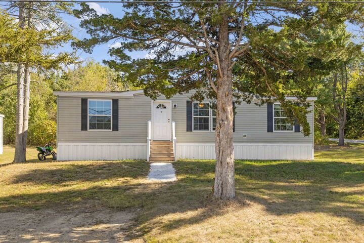 4 Cherry Street  Belmont NH 03220 photo