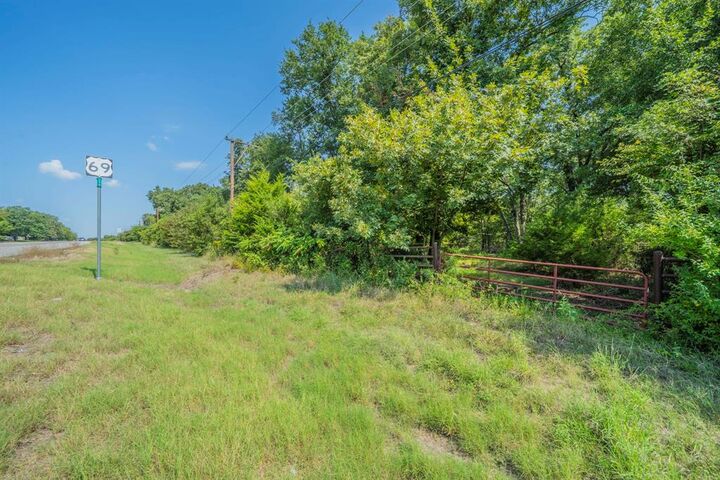Property Photo:  0 Highway 69  TX 75402 