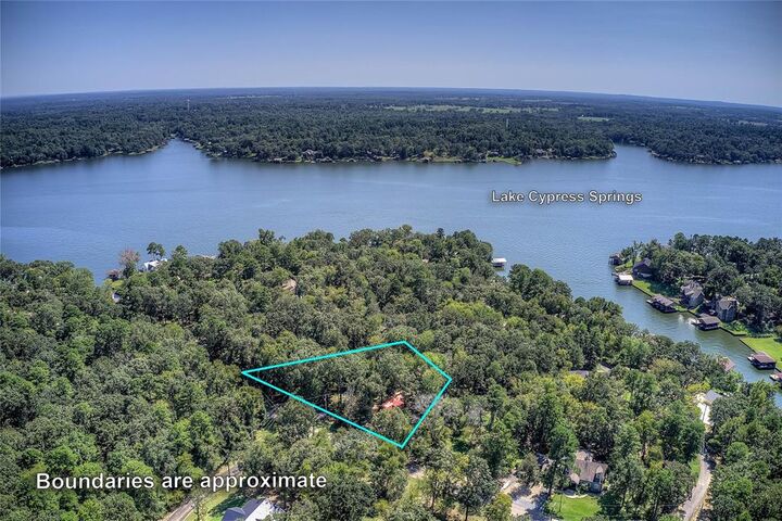 Property Photo:  814 King Lake Drive  TX 75480 