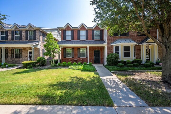 Property Photo:  2216 Carlisle Street  TX 76021 