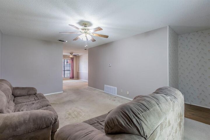 Property Photo:  5118 Lake Shore Drive  TX 76710 