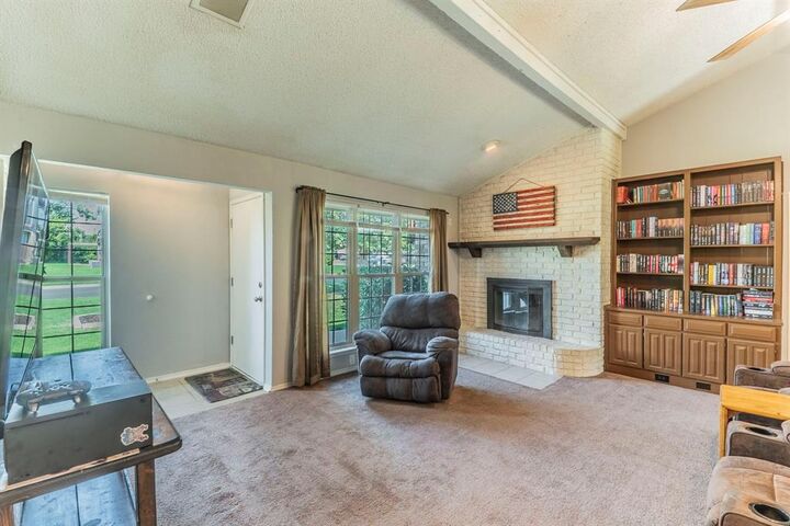 Photo de la propriété:  901 Cottonwood Trail  TX 76126 