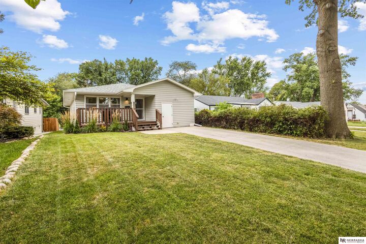 Property Photo:  6123 Lafayette Avenue  NE 68132 