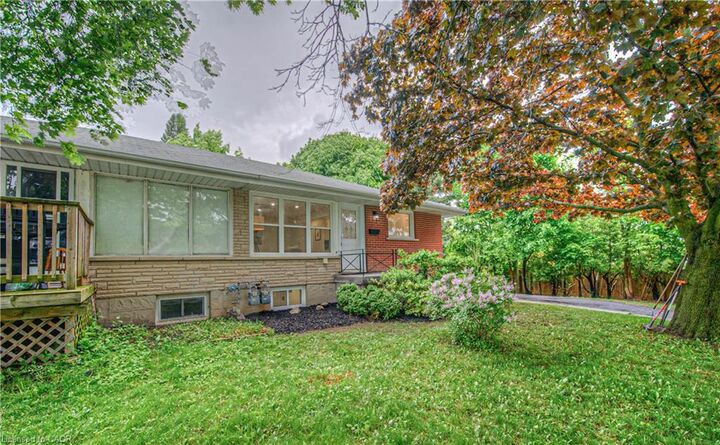 Property Photo:  76 Ravine Drive  ON N1R 2W8 