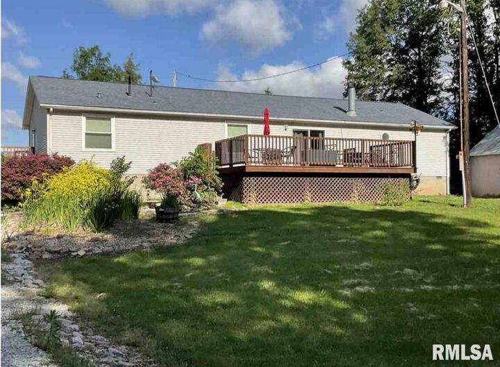 Property Photo: 18930 County Highway 18 Street IL 62801