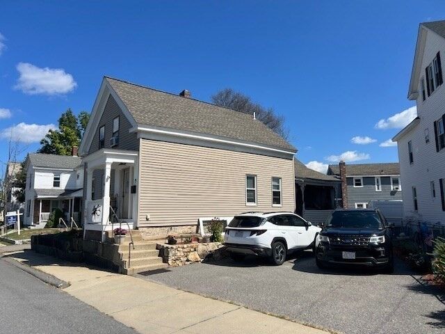 Property Photo:  36 Mount Pleasant Ave  MA 01453 