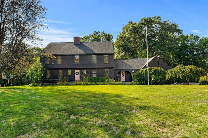 Property Photo:  4 Buchan Road  MA 01810 