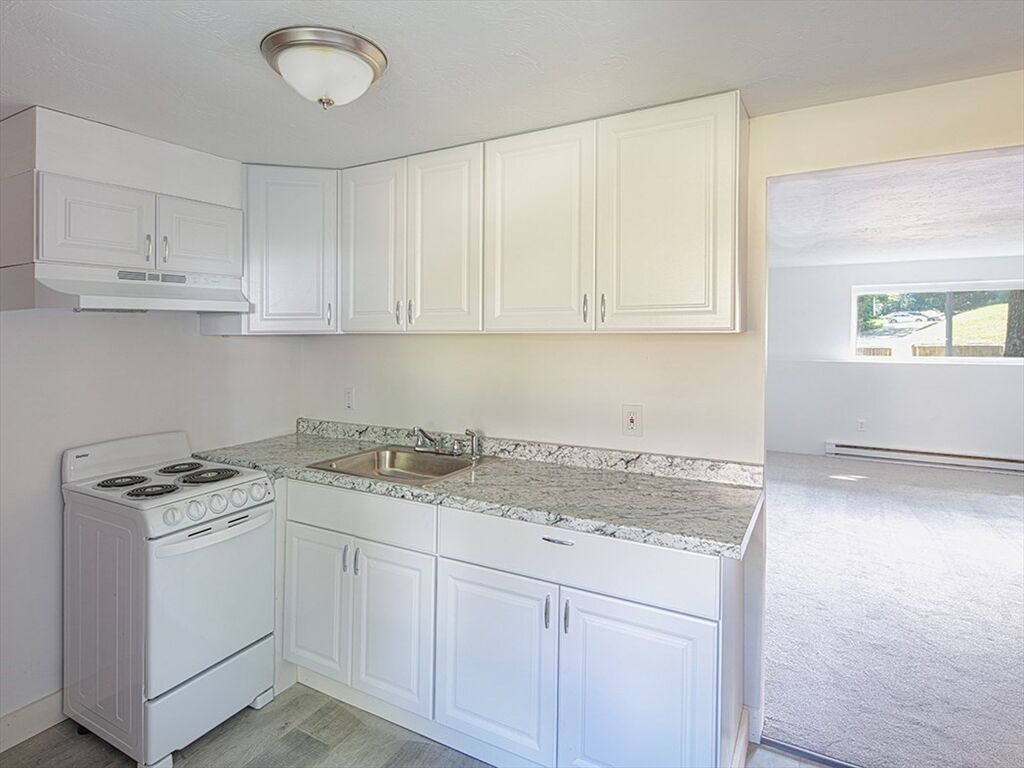 Property Photo: 9 Tideview Path 8 MA 02360