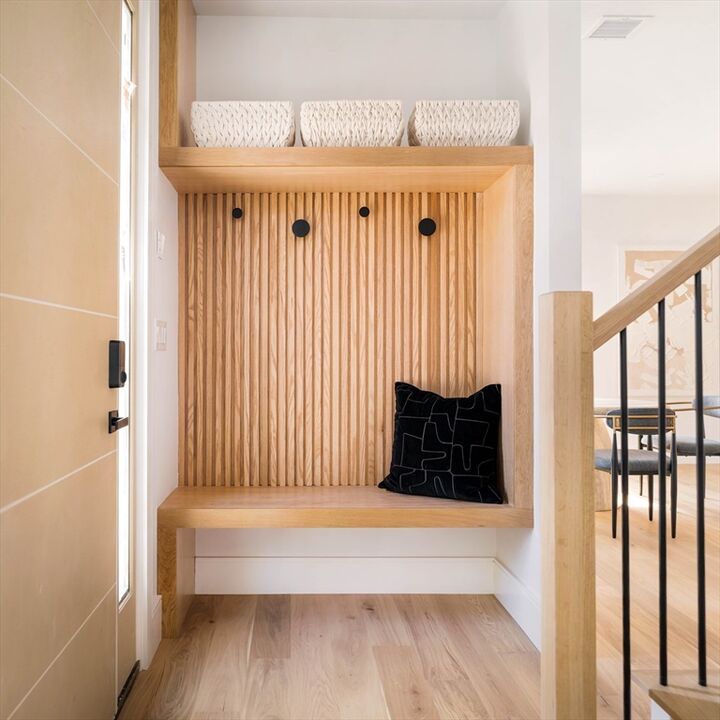 Property Photo:  27 Cross St 27  MA 02465